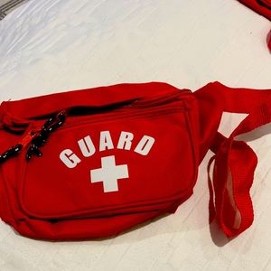 Guard hip pouch
